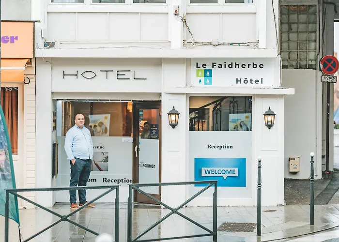 호텔 Le Faidherbe Hotel Coeur De Ville -Nausicaa Billetterie-Q-Park 2*